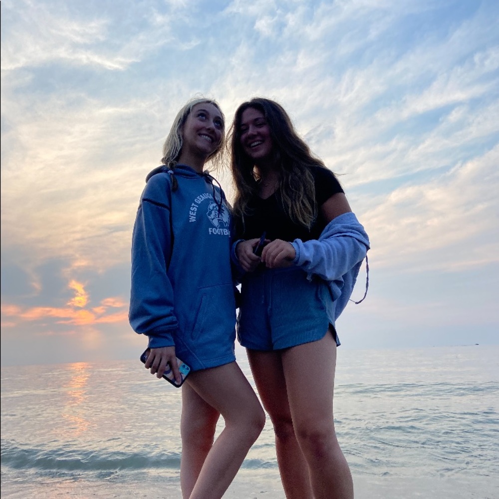 Meet your Posher, Julia